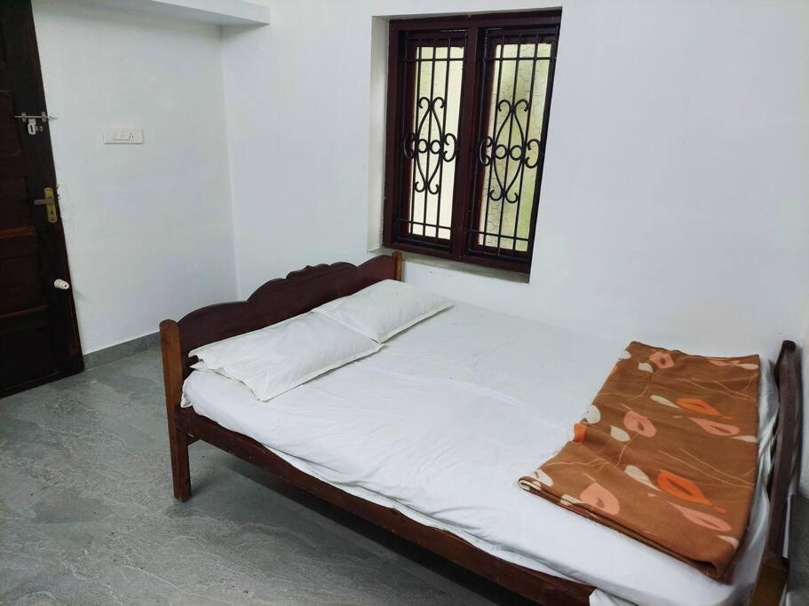 Forestay -3 Bhk Villa Kochi Pallipuram Exterior photo